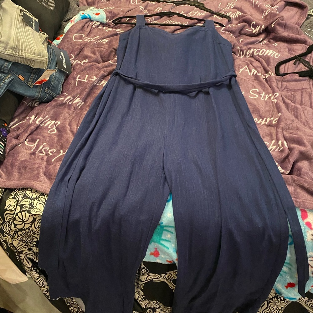 NWT Lost + Wander women’s  Wide Leg linen jumpsuit with belt
